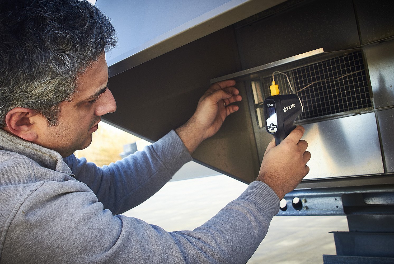 美國FLIR  TG54/TG56非接觸式紅外測溫儀